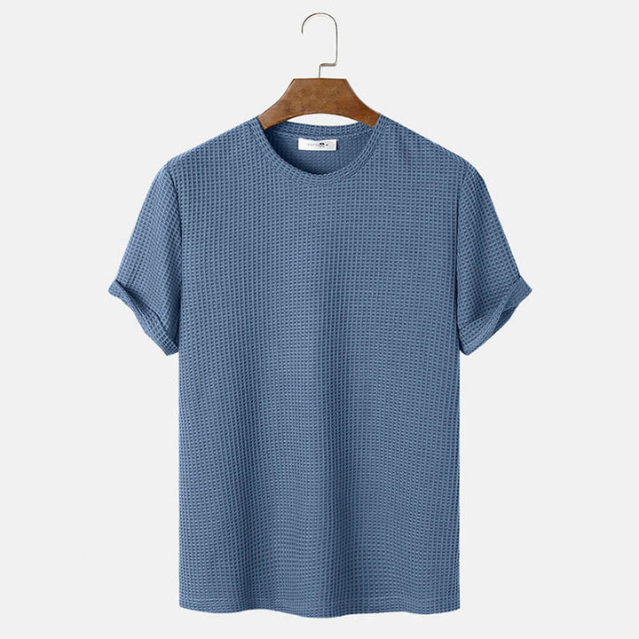 Men summer solid color t-shirts in blue with a round neck and short sleeves, perfect for casual summer wear.