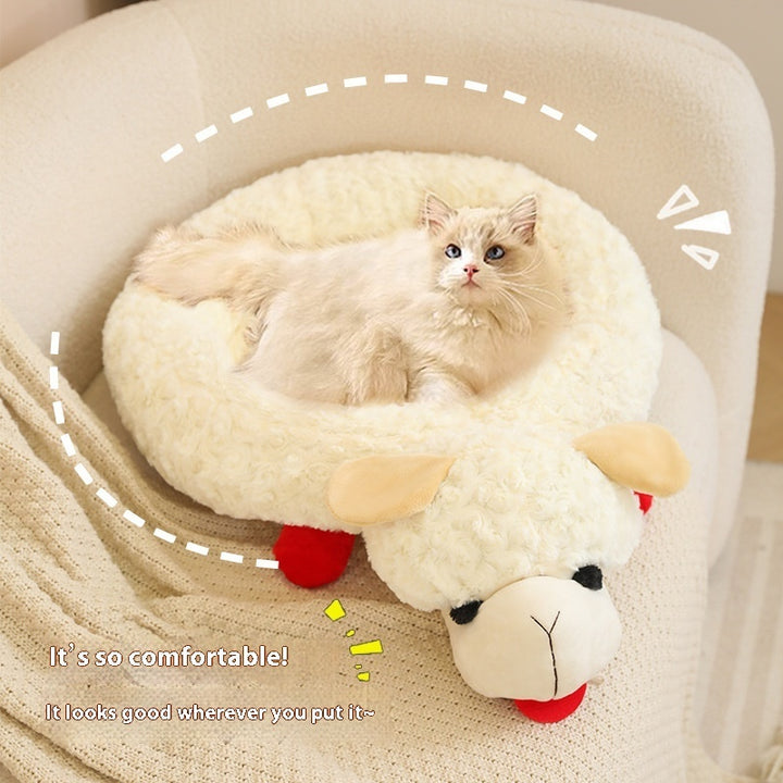 Cozy plush dog cat mattress with a cat comfortably resting on it, featuring a soft sheep design.